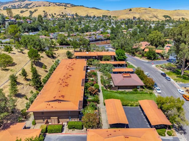 934 Lea Dr, San Rafael, CA 94903
