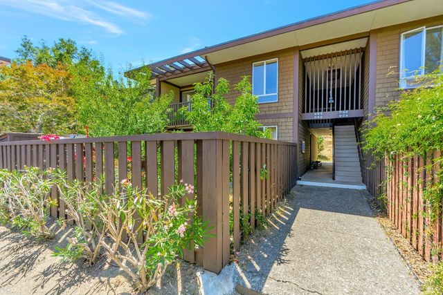 934 Lea Dr, San Rafael, CA 94903