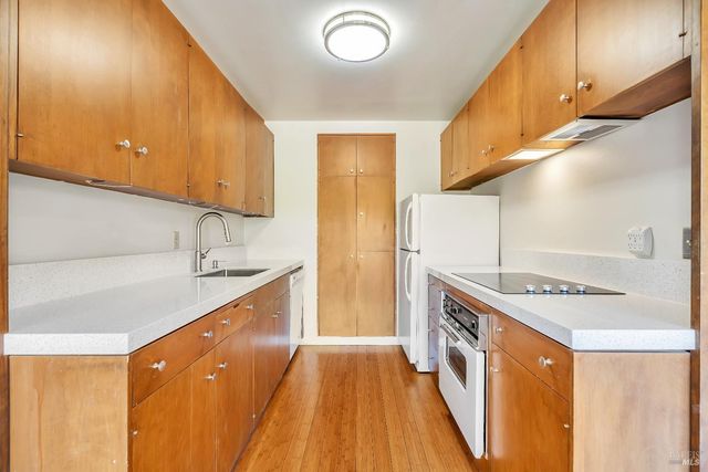 934 Lea Dr, San Rafael, CA 94903