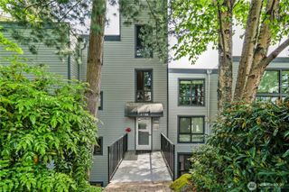 3710 26th Place W #405, Seattle, WA 98199
