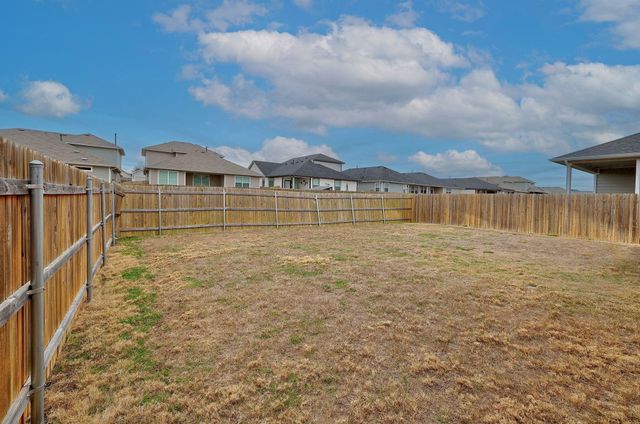 224 Lavaca River LN, Hutto, TX 78634