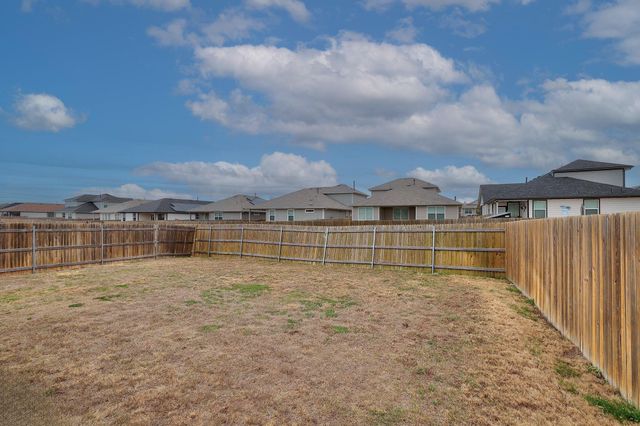 224 Lavaca River LN, Hutto, TX 78634