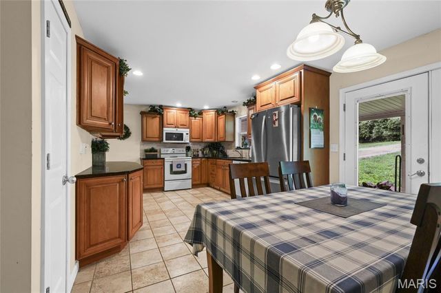 5436 Grosswiler Lane, Hillsboro, MO 63050