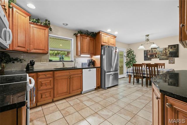 5436 Grosswiler Lane, Hillsboro, MO 63050
