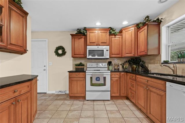 5436 Grosswiler Lane, Hillsboro, MO 63050