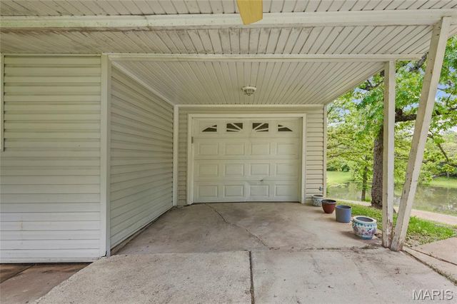 5436 Grosswiler Lane, Hillsboro, MO 63050