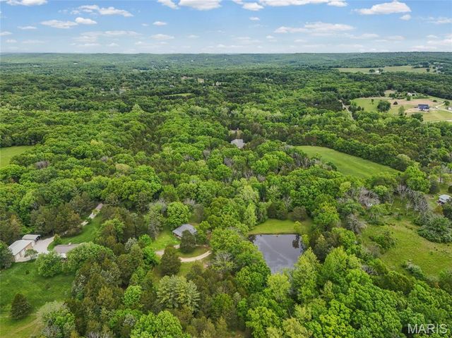 5436 Grosswiler Lane, Hillsboro, MO 63050