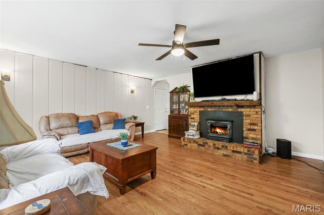 5436 Grosswiler Lane, Hillsboro, MO 63050