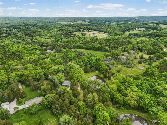5436 Grosswiler Lane, Hillsboro, MO 63050