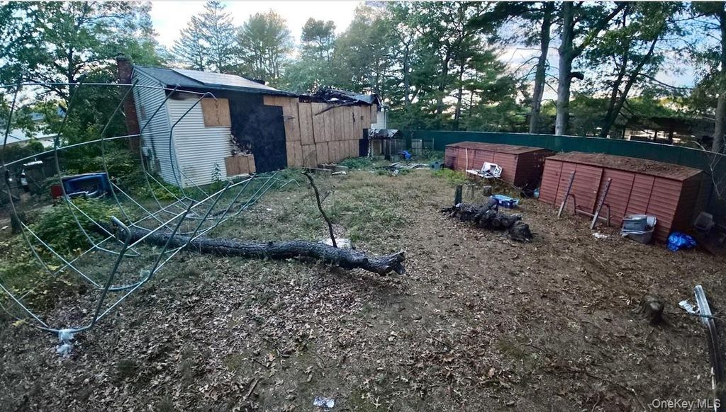 197 Albany Avenue, Babylon, NY 11704 — photo 5