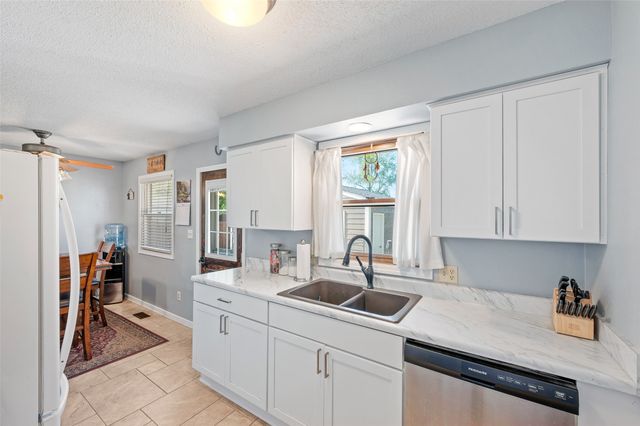 613 NE 7th Street, Grimes, IA 50111