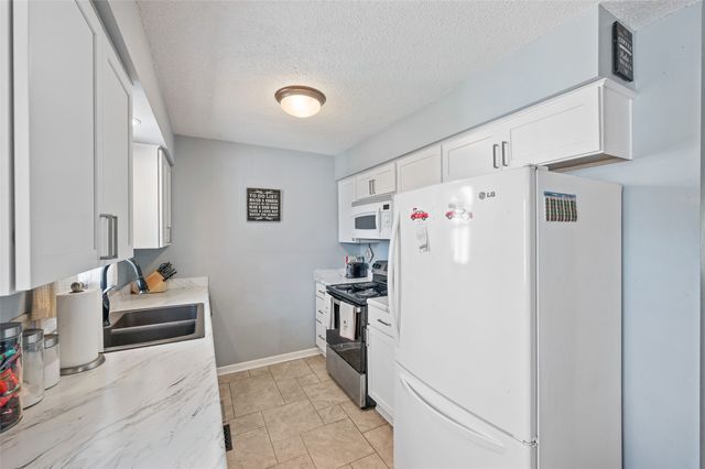 613 NE 7th Street, Grimes, IA 50111