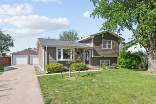 613 NE 7th Street, Grimes, IA 50111