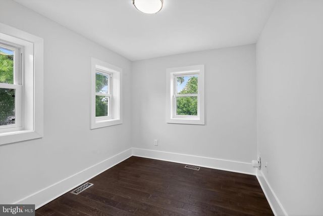5128 H ST SE, Washington, DC 20019