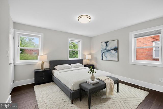 5128 H ST SE, Washington, DC 20019