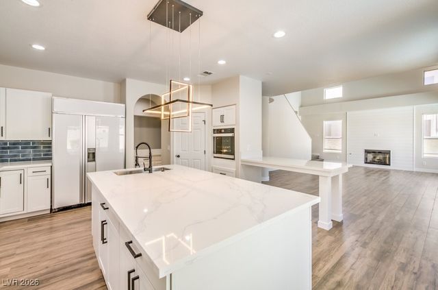 290 Francisco Street, Henderson, NV 89014