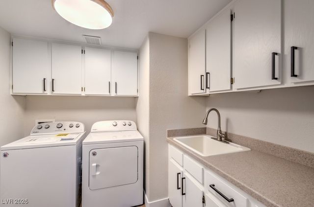 290 Francisco Street, Henderson, NV 89014