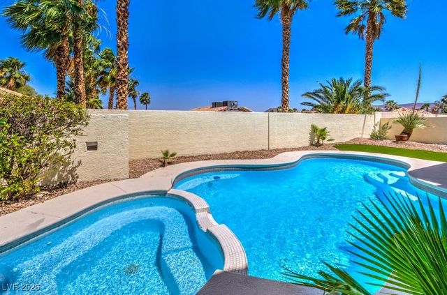 290 Francisco Street, Henderson, NV 89014