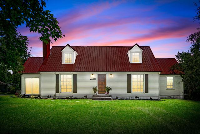 128 Hickory Grove Blvd, Clarksville, TN 37040