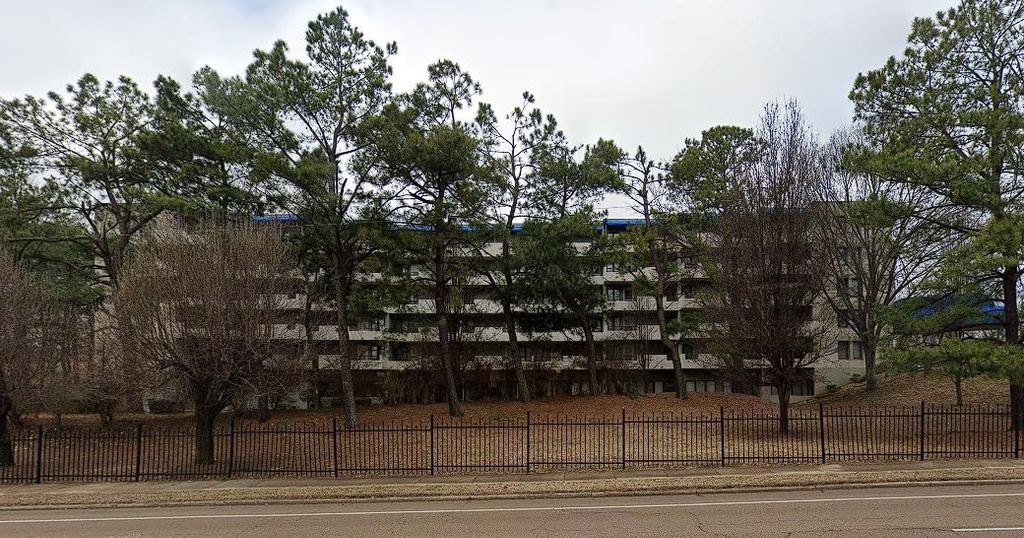 3589 Covington Pike Apt 513, Memphis, TN 38128