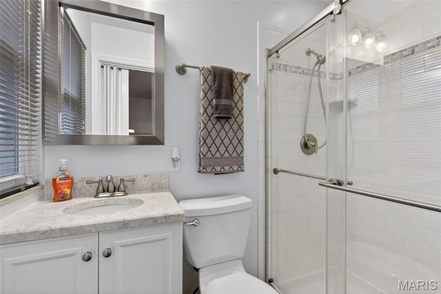 11079 Worchester Drive, St Louis, MO 63136