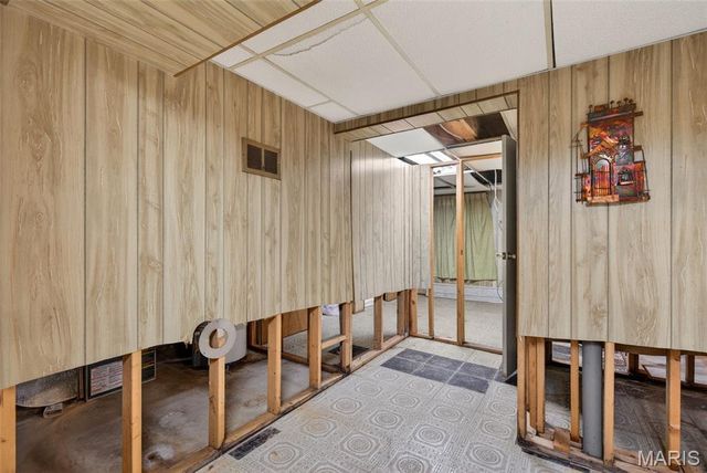 11079 Worchester Drive, St Louis, MO 63136