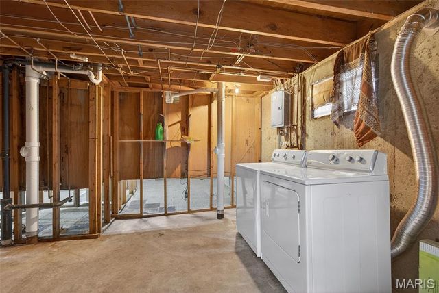 11079 Worchester Drive, St Louis, MO 63136