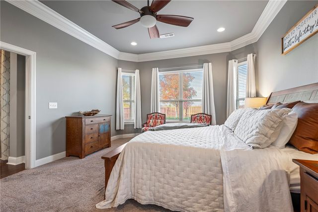 1404 SW Wisteria Avenue, Bentonville, AR 72713