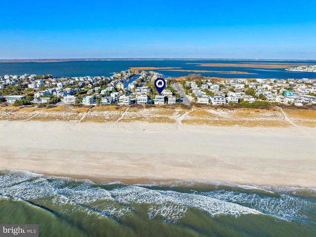 11 E 30TH ST, Barnegat Light, NJ 08006