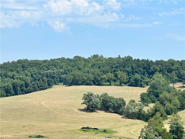 16 Petricca, Smith, PA 15021