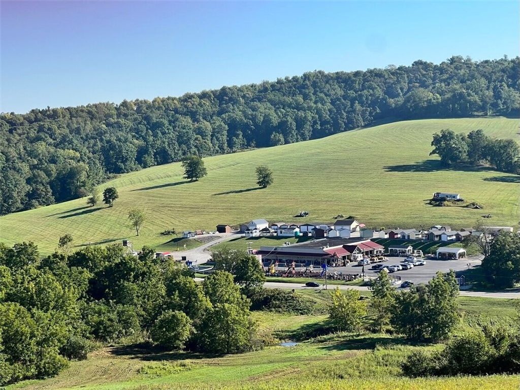 16 Petricca, Smith, PA 15021