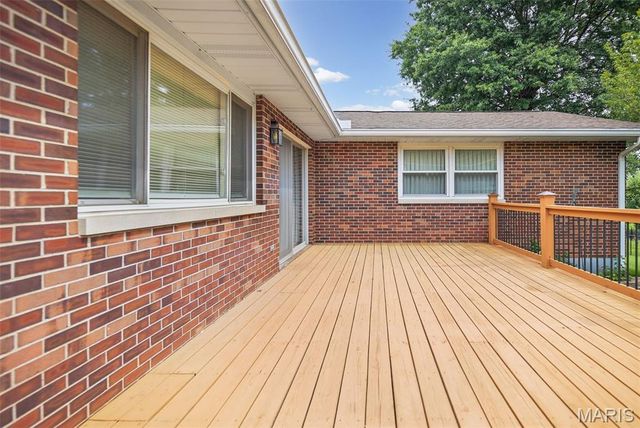 5303 River Aire Drive, Godfrey, IL 62035