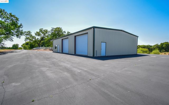 9325 Fraguero, Sonora, CA 95370