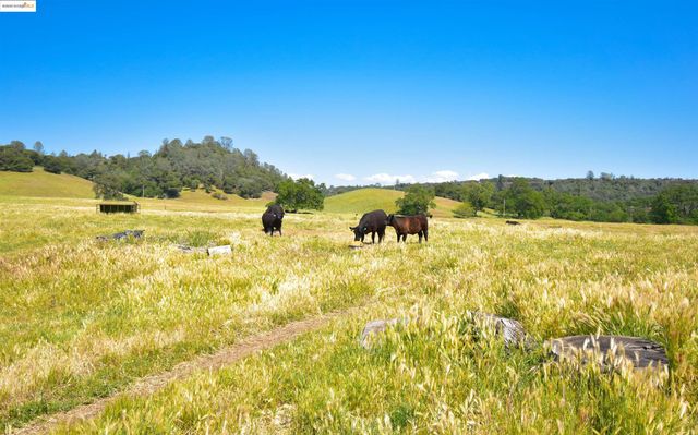 9325 Fraguero, Sonora, CA 95370