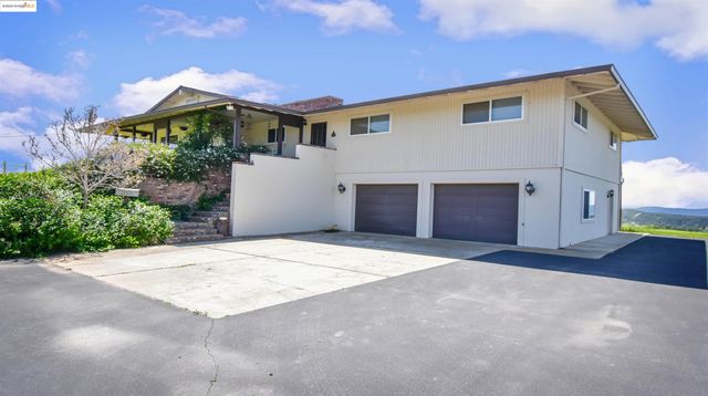 9325 Fraguero, Sonora, CA 95370