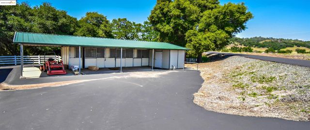 9325 Fraguero, Sonora, CA 95370