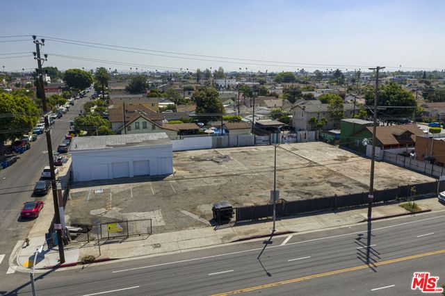 110 E 62nd Street, Los Angeles, CA 90003