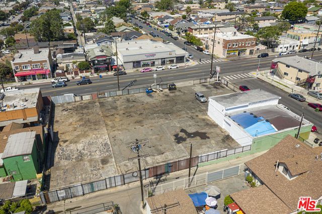 110 E 62nd Street, Los Angeles, CA 90003