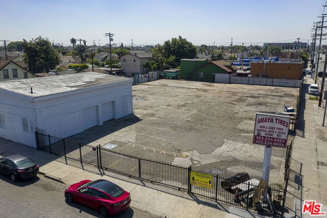 110 E 62nd Street, Los Angeles, CA 90003