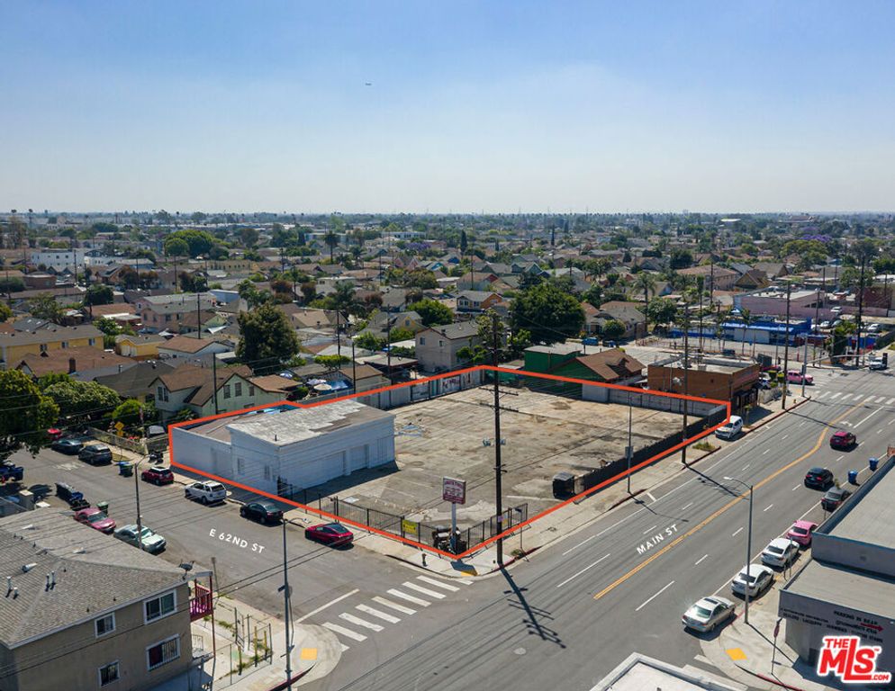110 E 62nd Street, Los Angeles, CA 90003