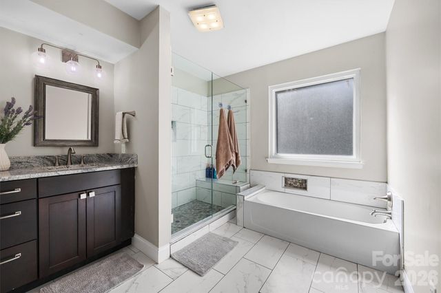 12210 Landing Green Drive, Charlotte, NC 28277