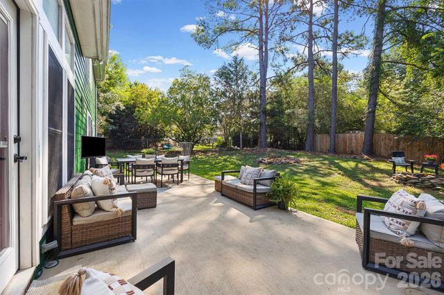 12210 Landing Green Drive, Charlotte, NC 28277