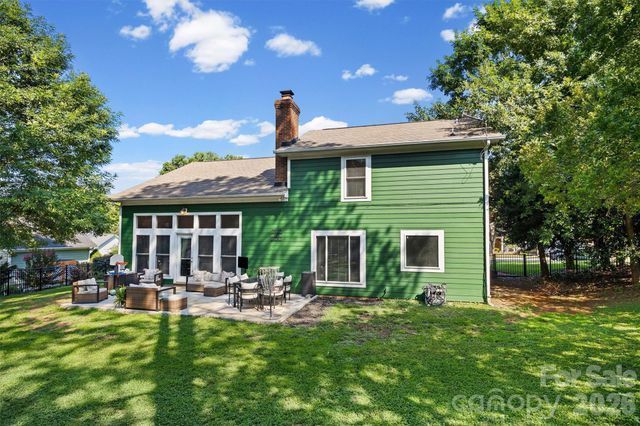 12210 Landing Green Drive, Charlotte, NC 28277