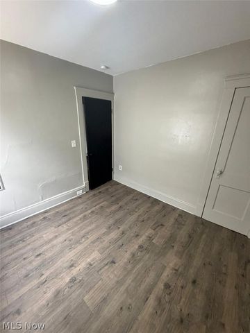 9529 Mount Auburn Avenue UP, Cleveland, OH 44104