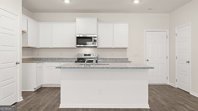 364 Sound Circle, Stockbridge, GA 30281