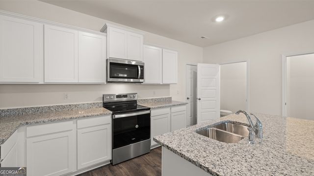 364 Sound Circle, Stockbridge, GA 30281