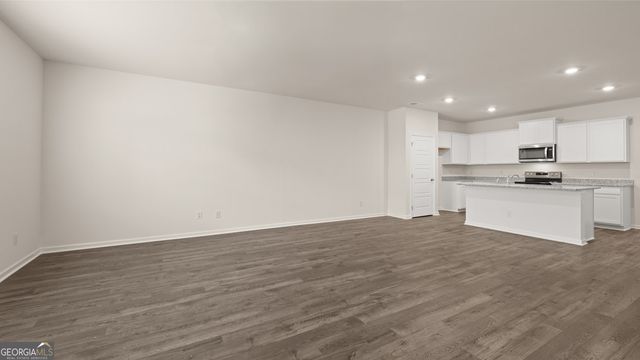364 Sound Circle, Stockbridge, GA 30281
