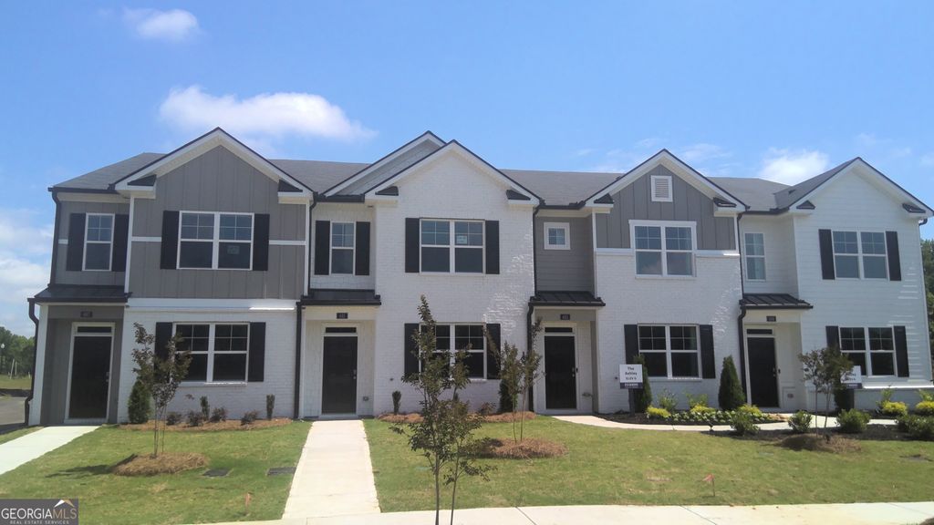 364 Sound Circle, Stockbridge, GA 30281