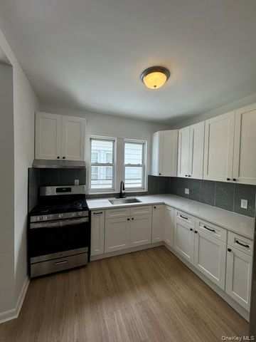 1845 Tomlinson Avenue, Bronx, NY 10461