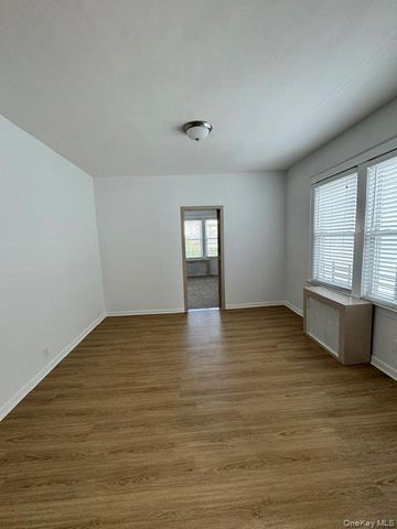 1845 Tomlinson Avenue, Bronx, NY 10461